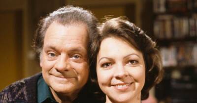 Inside Only Fools and Horses star Tessa Peake-Jones' relationship with on-screen son - www.ok.co.uk - city Manhattan, state New York - New York - county Turner