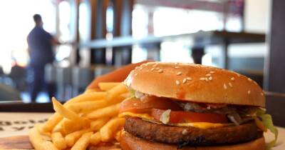 Campaigner Jack Munroe creates new McDonald’s burger that ‘needs to be on the menu’ - manchestereveningnews.co.uk