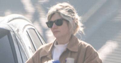 Doctor Who star Jodie Whittaker shows off baby bump as she steps out in London - www.ok.co.uk - London