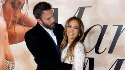 Jennifer Lopez and Ben Affleck’s Engagement Gets Warm Social Media Reaction: ‘I Need the Wedding Streamed’ - thewrap.com - USA - Boston