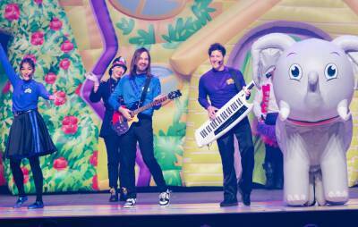 Tame Impala’s Kevin Parker joins the Wiggles onstage to perform ‘Elephant’ and ‘Hot Potato’ - www.nme.com - Australia