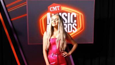 How Kelsea Ballerini Will Co-Host CMT Music Awards Remotely After Testing Positive for COVID-19 (Exclusive) - www.etonline.com - Tennessee