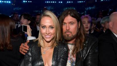 Miley Cyrus - Tish Cyrus - Noah Cyrus - Billy Ray - Billy Ray Cyrus - Tish Cyrus Files For Divorce From Billy Ray Cyrus After 28 Years of Marriage - etonline.com - Tennessee