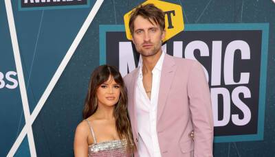 Maren Morris & Husband Ryan Hurd Couple Up on CMT Music Awards 2022 Red Carpet Ahead of Performance! - www.justjared.com - Tennessee - city This