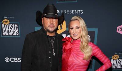 Jason Aldean Has Wife Brittany Kerr's Support at CMT Music Awards 2022 - www.justjared.com - Tennessee