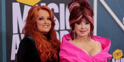 The Judds Make A Stunning Arrival To CMT Music Awards 2022! - www.justjared.com - Tennessee