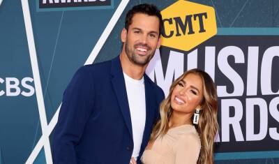 Jessie James Decker's Husband Eric Forgot His Wedding Ring at CMT Music Awards 2022, So See What She Did! - www.justjared.com - Tennessee