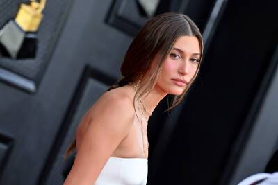 Hailey Bieber Pleads With Social Media Commenters To ‘Leave Me Alone’ - etcanada.com