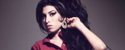 One Liners: Amy Winehouse, Believe, 100 Gecs, more - completemusicupdate.com - Britain - USA