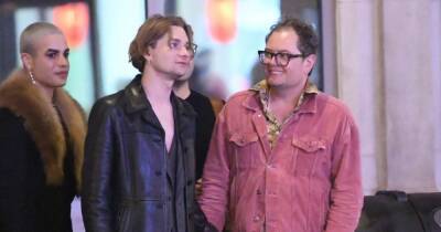Alan Carr - Paul Drayton - Alan Carr pictured holding hands with male friend as he lets his hair down after Paul Drayton split - ok.co.uk - London