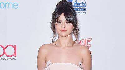 Selena Gomez Rocks Strapless Sundress Perfect Makeup In New TikTok Video: Watch - hollywoodlife.com - county Jack