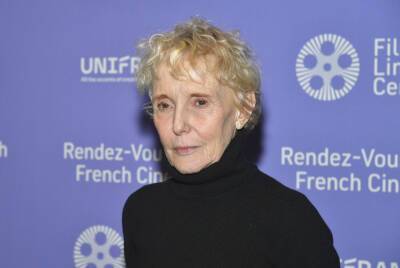 Kelly Reichardt - Claire Denis - Thierry Fremaux - Julia Ducournau - Cannes Film Festival: Number Of Female Filmmakers In Competition Drops, But Percentage Remains The Same - deadline.com