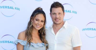 Nick and Vanessa Lachey Say Therapy Helped Them Stop Going Through Each Other’s Phones: ‘Need to Trust This Man’ - www.usmagazine.com - Hawaii - county Johnson