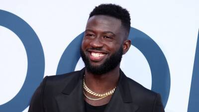 Sinqua Walls to Take on Wesley Snipes' Iconic Role in 'White Men Can't Jump' Remake - www.etonline.com
