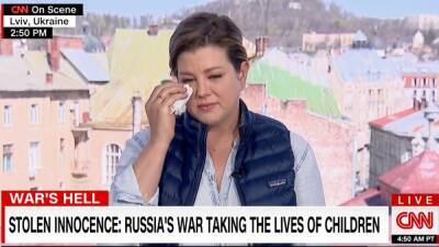 CNN’s Brianna Keilar Breaks Down in Tears While Reporting on Deaths of Ukrainian Children (Video) - thewrap.com - Ukraine - Russia - city Mariupol