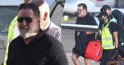 Boris Johnson - Russell Crowe - Russell Crowe, girlfriend Britney Theriot fly a private jet to Sydney - msn.com - Jamaica - Rwanda