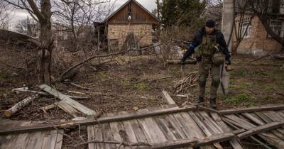 Bodies of more than 900 civilians found near Kyiv after Russian withdrawal - www.manchestereveningnews.co.uk - Manchester - Ukraine - Russia