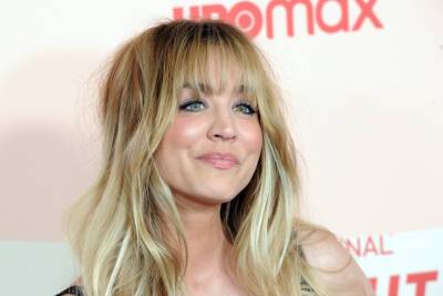 Kaley Cuoco Tells Kelly Clarkson She Wanted People To Know ‘I Struggle Like Everybody Else’ With ‘Glamour’ Cover Story - etcanada.com
