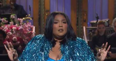 SNL: Lizzo jokes about ‘rumour’ she’s ‘pregnant with Chris Evans’s baby’ during opening monologue - www.msn.com - Britain - Hollywood - Ukraine - Rwanda