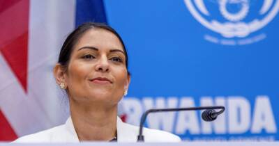 Sarah Jones - Priti Patel - Justin Welby - Priti Patel challenges opponents to come up with a better idea than her Rwanda policy for migrants - dailyrecord.co.uk - Britain - Rwanda