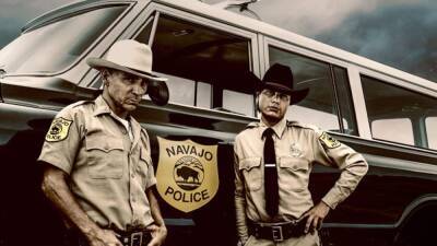 Navajo Cops Hunt Bank Robbers and a Double Murderer in ‘Dark Winds’ Trailer (Video) - thewrap.com - county Valley - Arizona