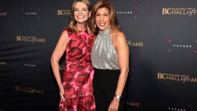 Hoda Kotb - Hoda Kotb and Savannah Guthrie on Their Favorite Celeb Interview and If They Ever Wanted a Do-Over (Exclusive) - etonline.com - New York - city Savannah, county Guthrie - county Guthrie