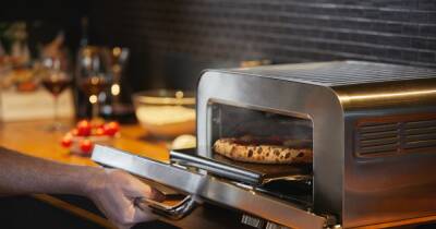 The fancy pizza oven that's rated as good as Ooni is now £200 cheaper - www.manchestereveningnews.co.uk
