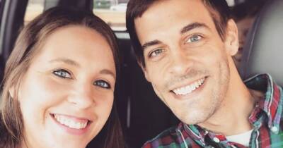 Pregnant Jill Duggar and Husband Derick Dillard Are Moving Out of Their Arkansas Home: ‘Sad to Say Goodbye’ - www.usmagazine.com - state Arkansas - Israel