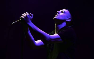 Watch The Twilight Sad cover ‘Keep Yourself Warm’ with Frightened Rabbit drummer - www.nme.com - Scotland