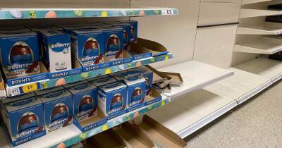 Tesco's ‘vile’ £9 Easter Eggs left unsold as shoppers vote with their wallet - www.dailyrecord.co.uk - Britain - Manchester