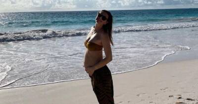 Maria Sharapova pregnant: Tennis champ announces baby news with bump snap on 35th birthday - www.ok.co.uk - Paris