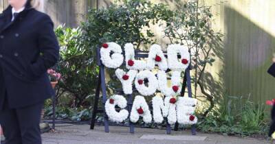'Glad you came': Emotional wreath with poignant The Wanted lyrics at Tom Parker's funeral - www.ok.co.uk - county Wood