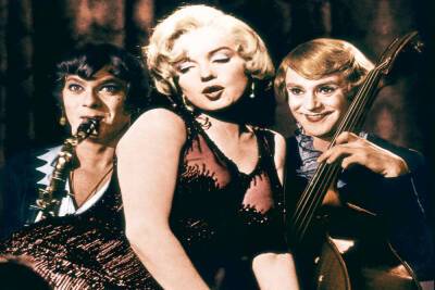 ‘Some Like It Hot’ musical announces cast - nypost.com - New York - Chicago