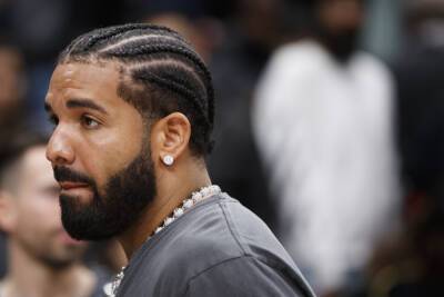 Drake Granted Restraining Order Against Stalker Who Allegedly Threatened Him - etcanada.com - Hollywood