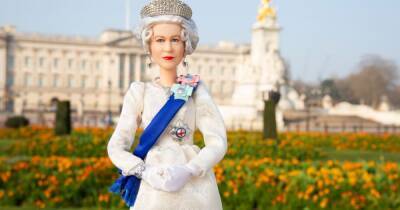 Barbie reveals limited-edition Queen doll on her 96th birthday to mark Platinum Jubilee - www.ok.co.uk - Britain - county Buckingham