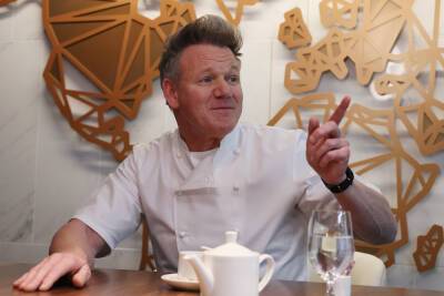Gordon Ramsay Snaps Back At Food Critic For ‘Stuffing Your Face On The Back Of Great Chefs’ - etcanada.com - Britain