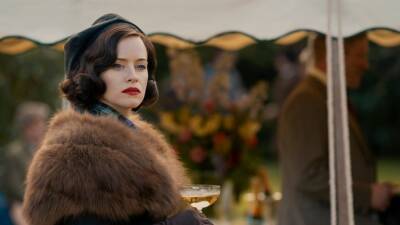 In A Very British Scandal, Claire Foy Is Back With More Diamonds and Zingers - www.glamour.com - Britain - Scotland