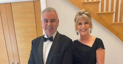 Ruth Langsford and Eamonn Holmes transform bedroom at stunning Surrey mansion - www.ok.co.uk