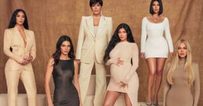The Kardashians slammed for 'photoshopping' waists after Hulu behind the scenes snap leaked - www.dailyrecord.co.uk - USA