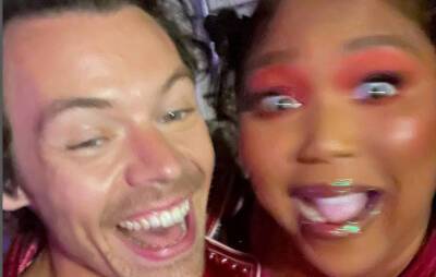Harry Styles Brings Out Lizzo as Surprise Guest for Coachella Weekend Two! - www.justjared.com - city Indio