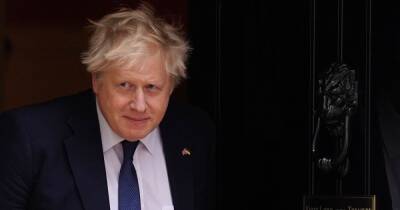 Boris Johnson backs Jacob Rees-Mogg over his drive to get civil servants back in the office - www.manchestereveningnews.co.uk