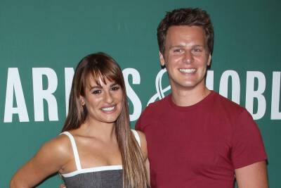 Lea Michele Offers To Carry Jonathan Groff’s Baby If He Decides To Have Kids: ‘I Love Being Pregnant’ - etcanada.com - Smith