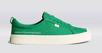 Cariuma Just Dropped an Earth Day Edition Sneaker With 16,000 5-Star Reviews - www.usmagazine.com