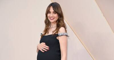 Tuppence Middleton pregnant – Downton Abbey star debuts blossoming bump at premiere - www.ok.co.uk - Sweden