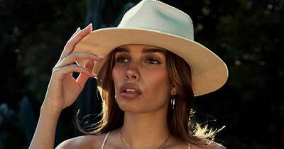 Pippa Middleton - Nicola Peltz - Frankie Bridge - Hana Cross rocks cowboy-inspired ensemble in Coachella Valley desert - msn.com - Britain - California - county Palm Beach - Brooklyn