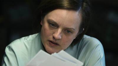 ‘Shining Girls’ Is an Overlong Showcase for Elisabeth Moss: TV Review - variety.com - Chicago