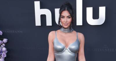 Kim Kardashian laughs off 'dumb' Photoshop accusations - www.wonderwall.com - USA - Chicago