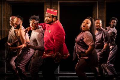 ‘A Strange Loop’ Broadway Review: Pulitzer-Winning Musical Ushers Newcomer Jaquel Spivey Into Spotlight - deadline.com - USA