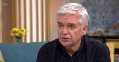 Phillip Schofield deletes Twitter app in stand against 'cesspit' of trolls - www.msn.com