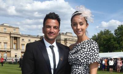 Peter Andre sparks comments with incredible throwback photo - hellomagazine.com